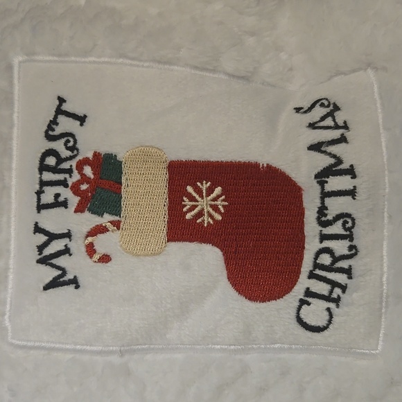 NWT--Baby's First Christmas White Blanket - Picture 2 of 4